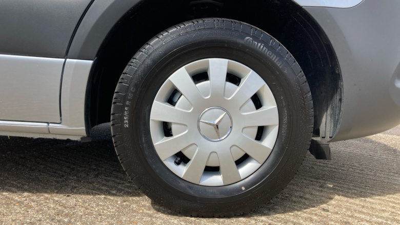 Mercedes-Benz Sprinter 315Cdi L2 Diesel Rwd 3.5t H2 Pro Van 9G-Tronic